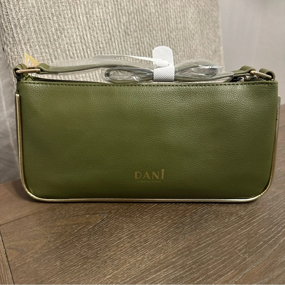 NWT Disney Dani Danielle Nicole Princess Tiana Handbag‎ Purse - Picture 2 of 6